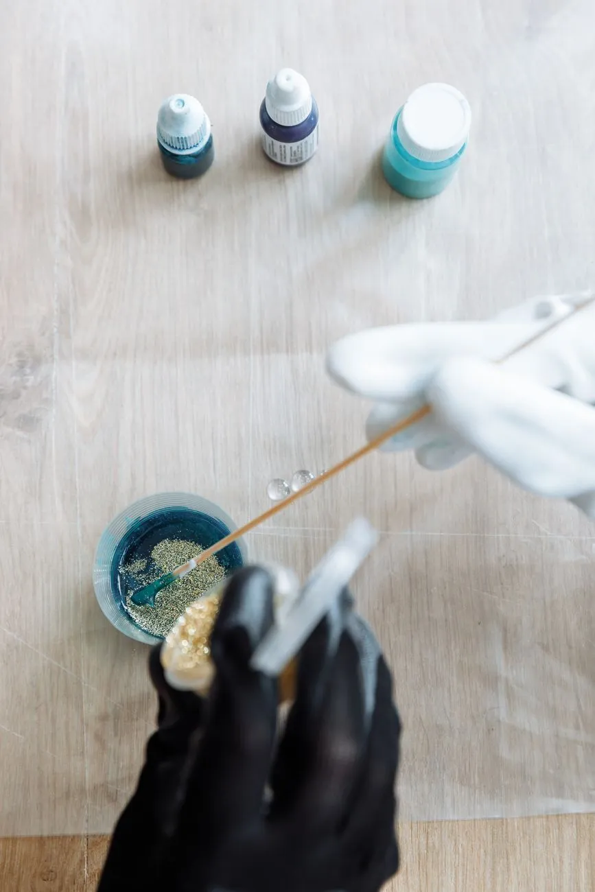 车载冰箱半导体与压缩机技术对比及行业应用方案